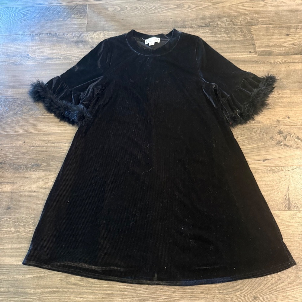 Loveriche Black Ribbed Velvet Faux Feather Trim Bell‎ Sleeve Mini Dress Small